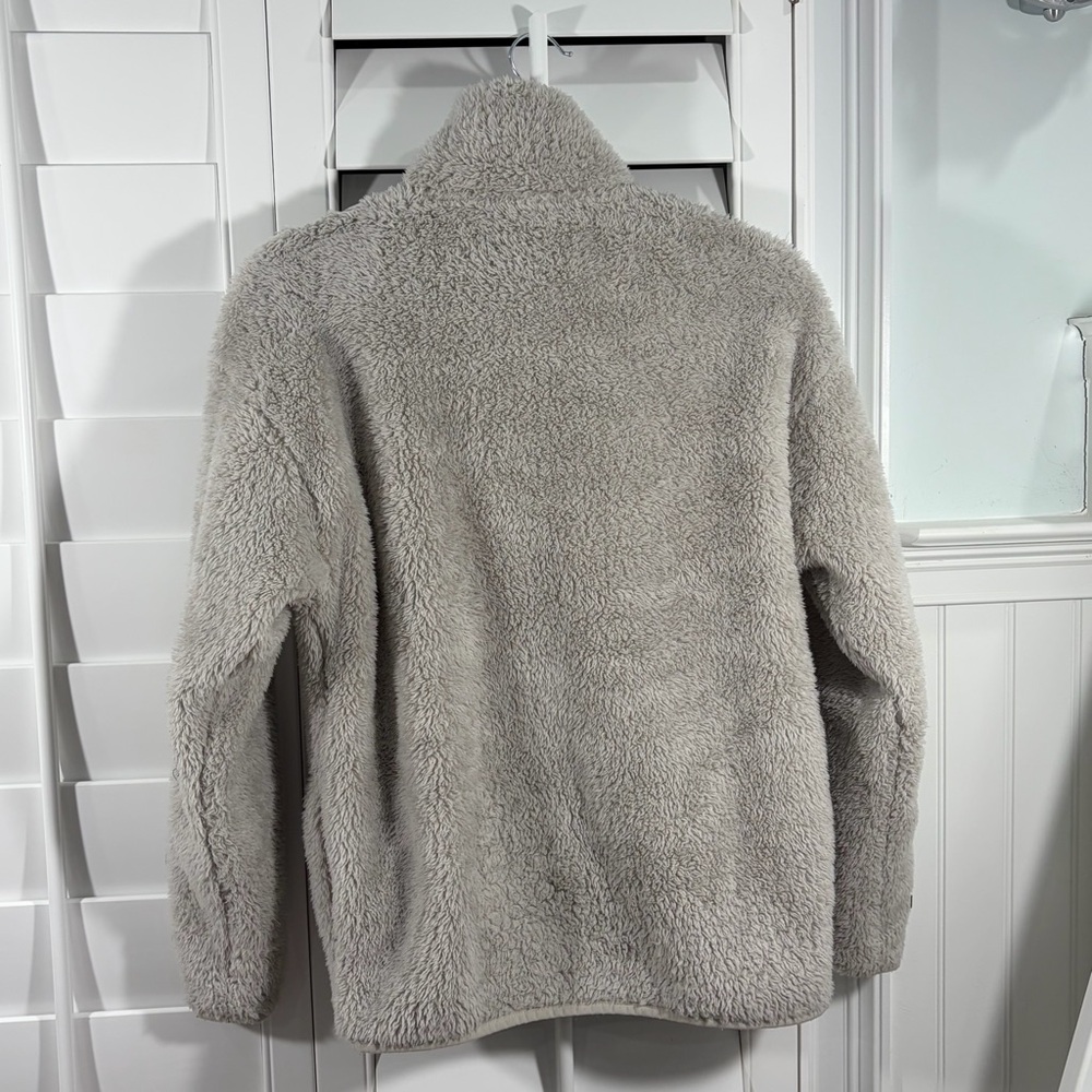 PINK Victoria's Secret Soft Fuzzy Fleece - Picture 5 of 8